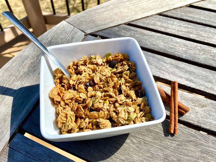 Granola - Cinnamon Raisin Flax -- 11oz